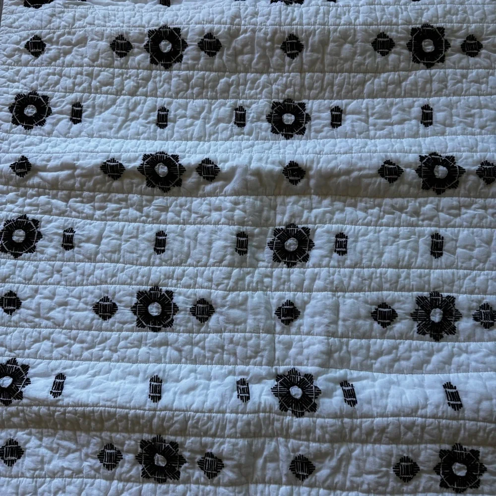 Nate Berkus for baby target black and white embroidered quilt